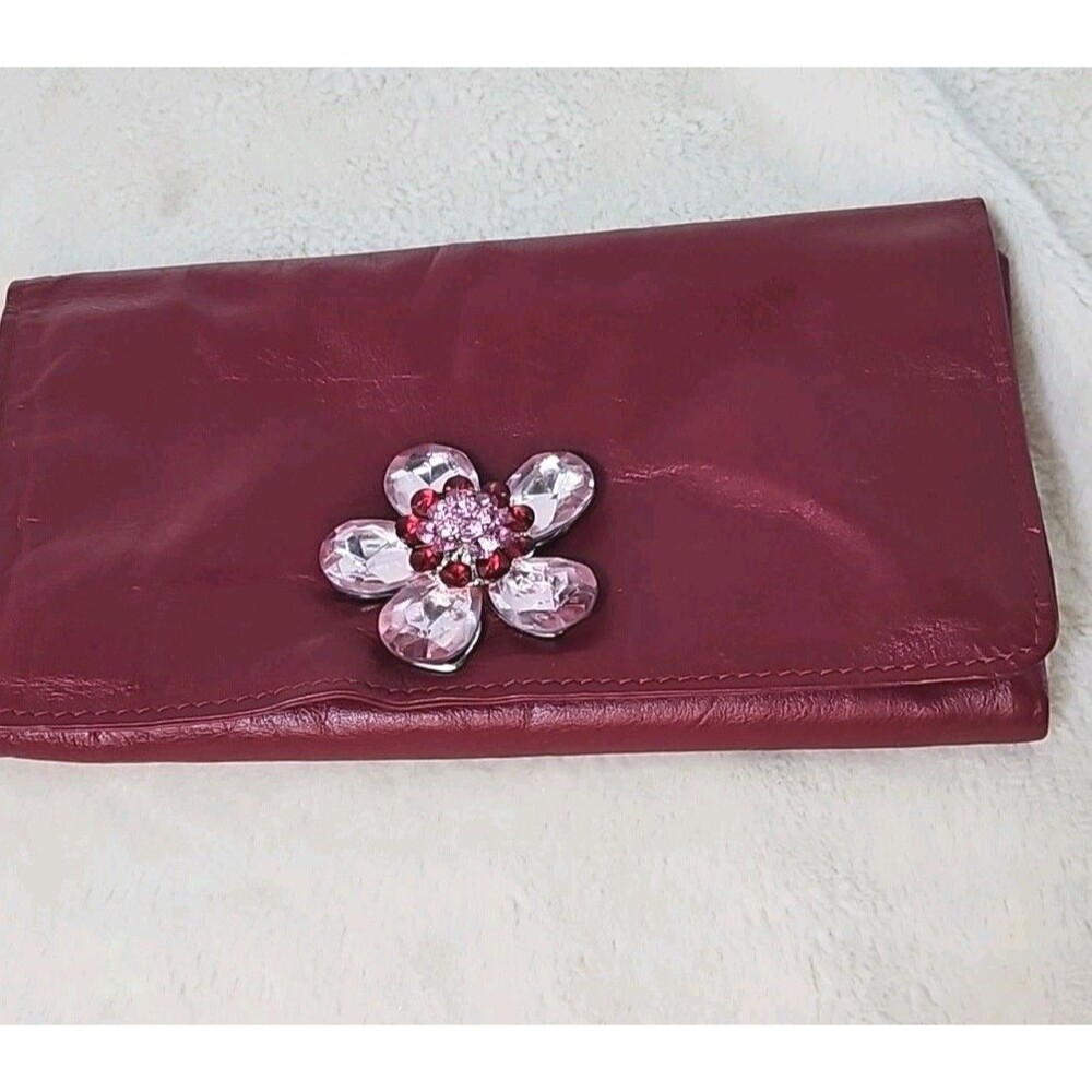 RED Leather Trifold Travel Jewelry Pouch Roll Snap Case,‎ Flower Brooch
